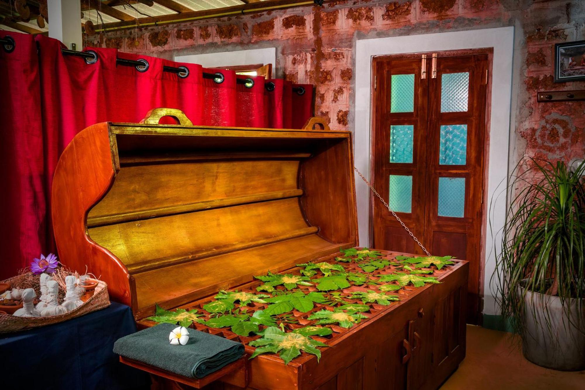 Moragalla Sath Villa Naadi Ayurveda Resort מראה חיצוני תמונה