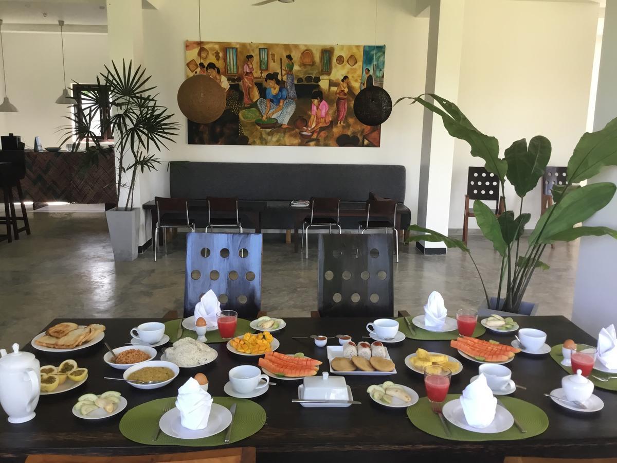 Moragalla Sath Villa Naadi Ayurveda Resort מראה חיצוני תמונה